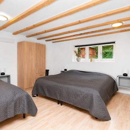 Moderne & Fuldt Udstyret Lejlighed M.Plads Til 4 Hojbjerg Exteriér fotografie